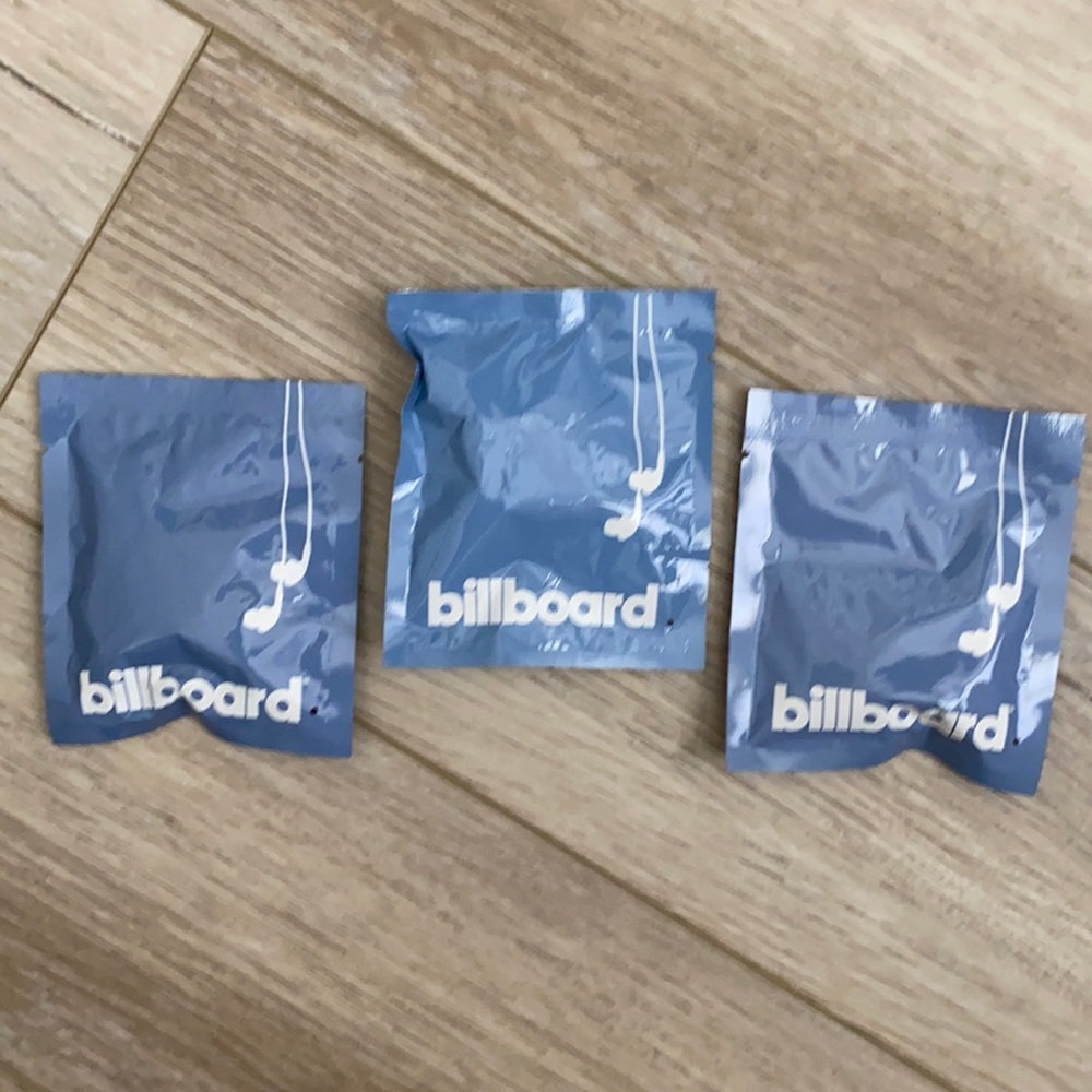 2/$5 Set/6 Airline Headsets